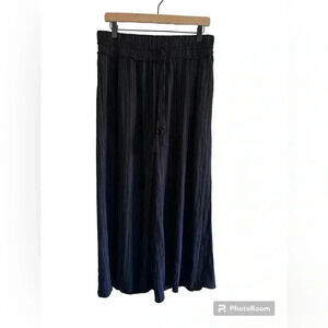 Ava James Crinkled Wide Leg Pants- Black